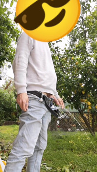Hot Guy's Outdoor Pissing