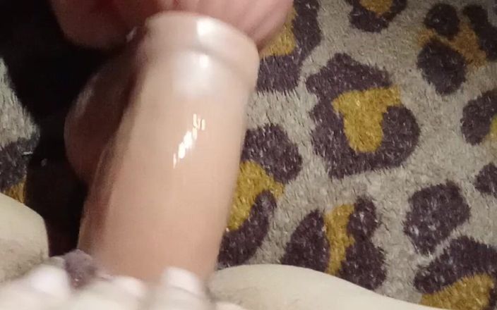 AgathhaA: Dildo, nuovi giocattoli per piaceri