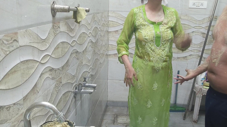 Hornycouple149: La india Sutela Bhai vio a la hermanastra haciendo el...