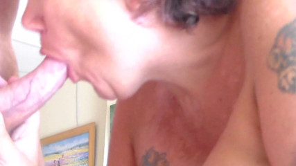 Sex hub couple: Closeup of John getting a blowjob from Jen