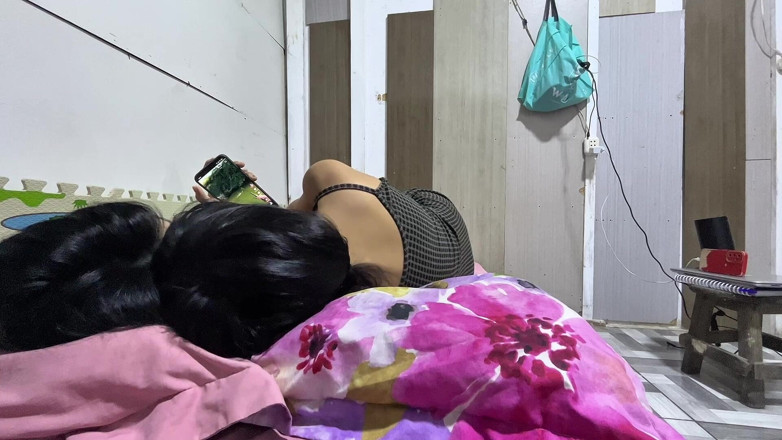 Natasha Caseros: Bonita indiana chupa pau como uma deusa e recebe sua...