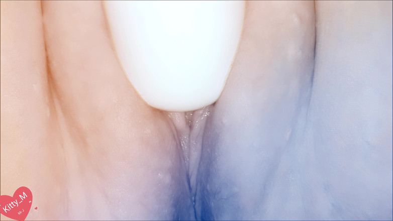 Jmgameplay: 그녀는 보지에 자지와 진동기를 좋아해