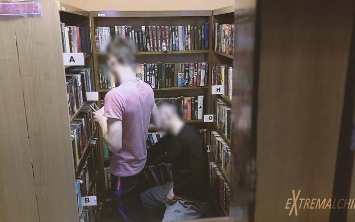 Extremalchiki: Kütüphanede sikiş