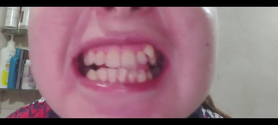 RavenHearth666VIP: Brushing My Teeth