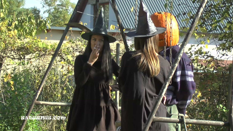 Sadurnus: Selamat Hari Halloween! Merokok dan CBT