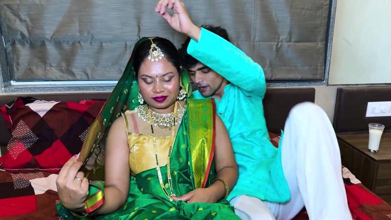 Golupaa: Wife Dressed up for Wedding Night for Husband
