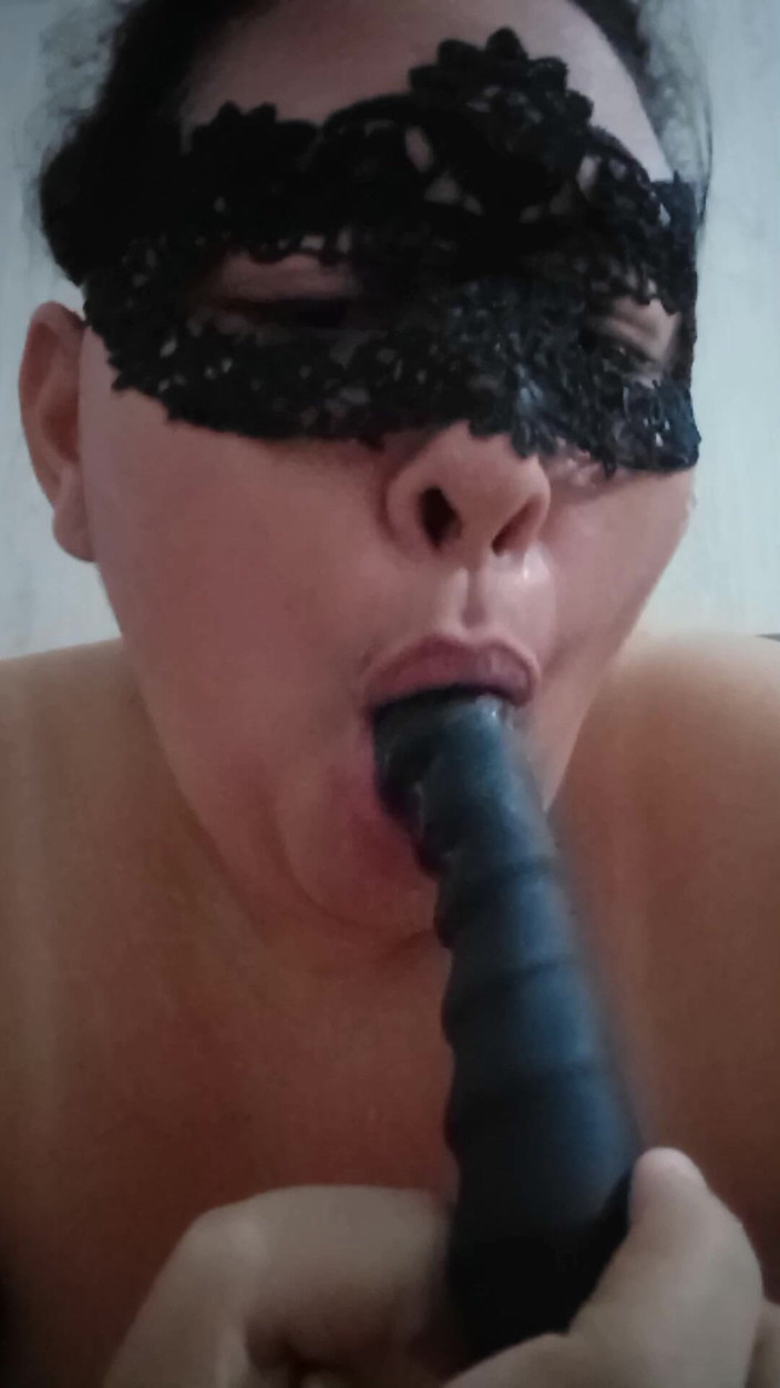 Jaky2023: Cette latina aime que papa lui lèche la chatte en...