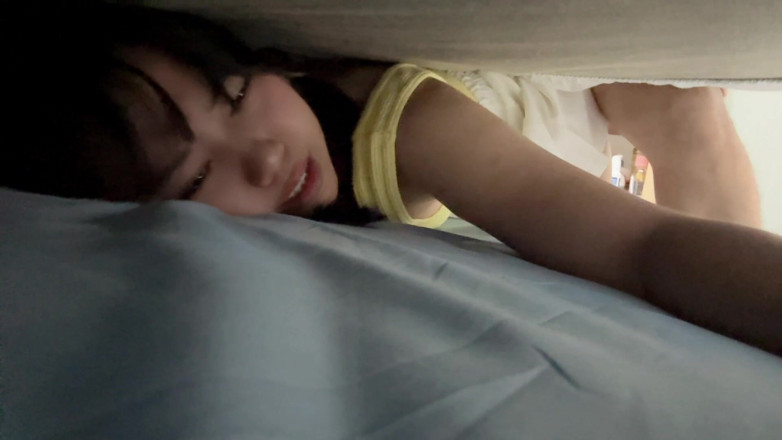 Mya Mya: Stuck Girl Porn