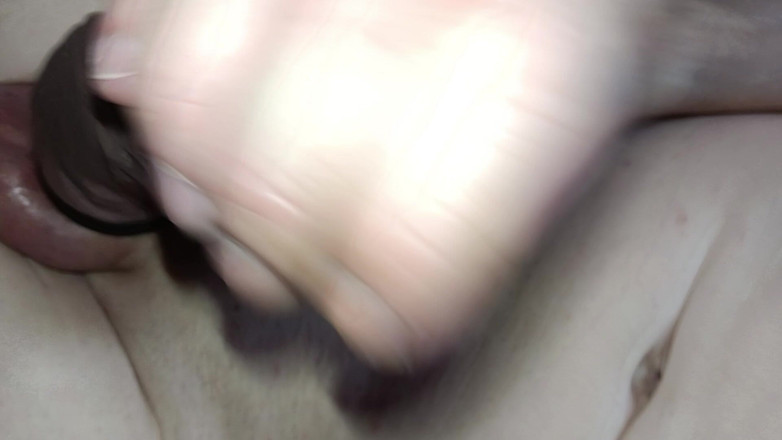Titi19: Handjob mit ringen