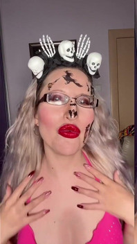 Kadın kılıklı teslimiyet: Findom Goaldigger tarafından fısıltı odamda aldatıyor ve kontrol ediliyor
