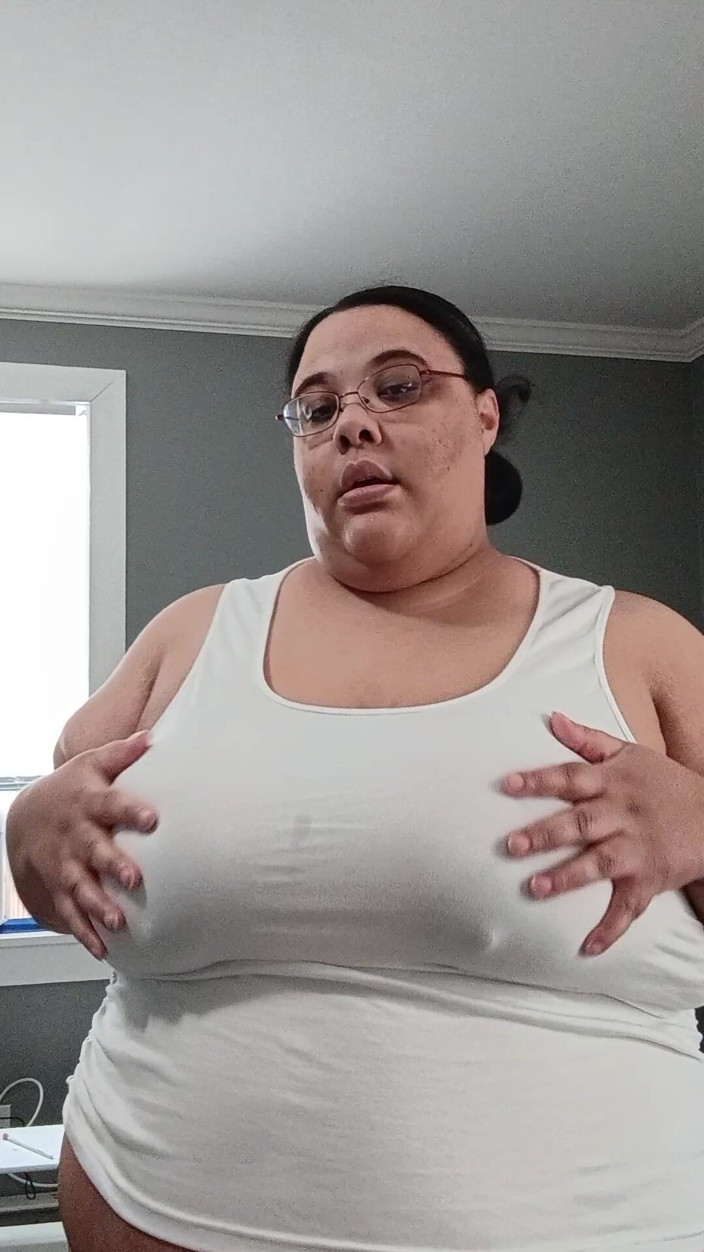 Jessica pigslut: Wet Titties