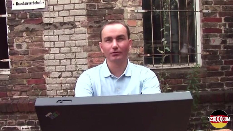 123XXX - 100% Amateurs: Si jalang blonde dari Jerman menunjukkan cara ia selesai