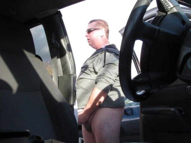 The porky pervert: Parkeringsplats sperma