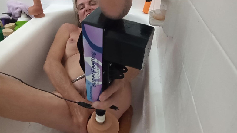 Lizzy Yum: Lizzy Yum Sd září 2025 Sólo koupání dilating masturbace 38