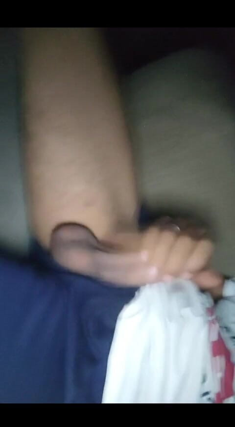 AlexAlejandro13: Masturbatie in veranda
