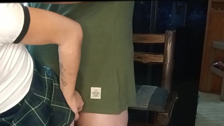 Bigjoefuckalott: Jag Tycker Om Att Leka Med Mina TVå Bröder Kukar...