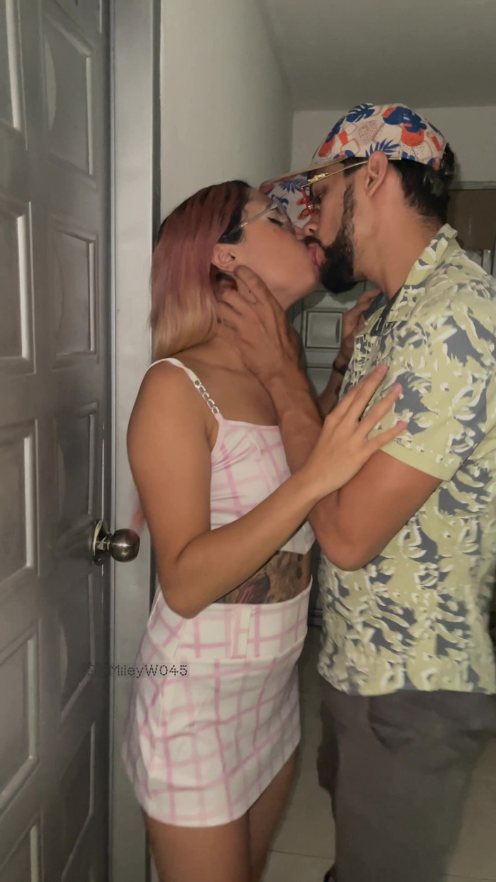 Bigsensation21: 疯狂的夜晚后的良好操逼