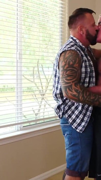 Bearfilms Muscular Bear Marc Angelo Fucks Dale Savage's Tight Ass
