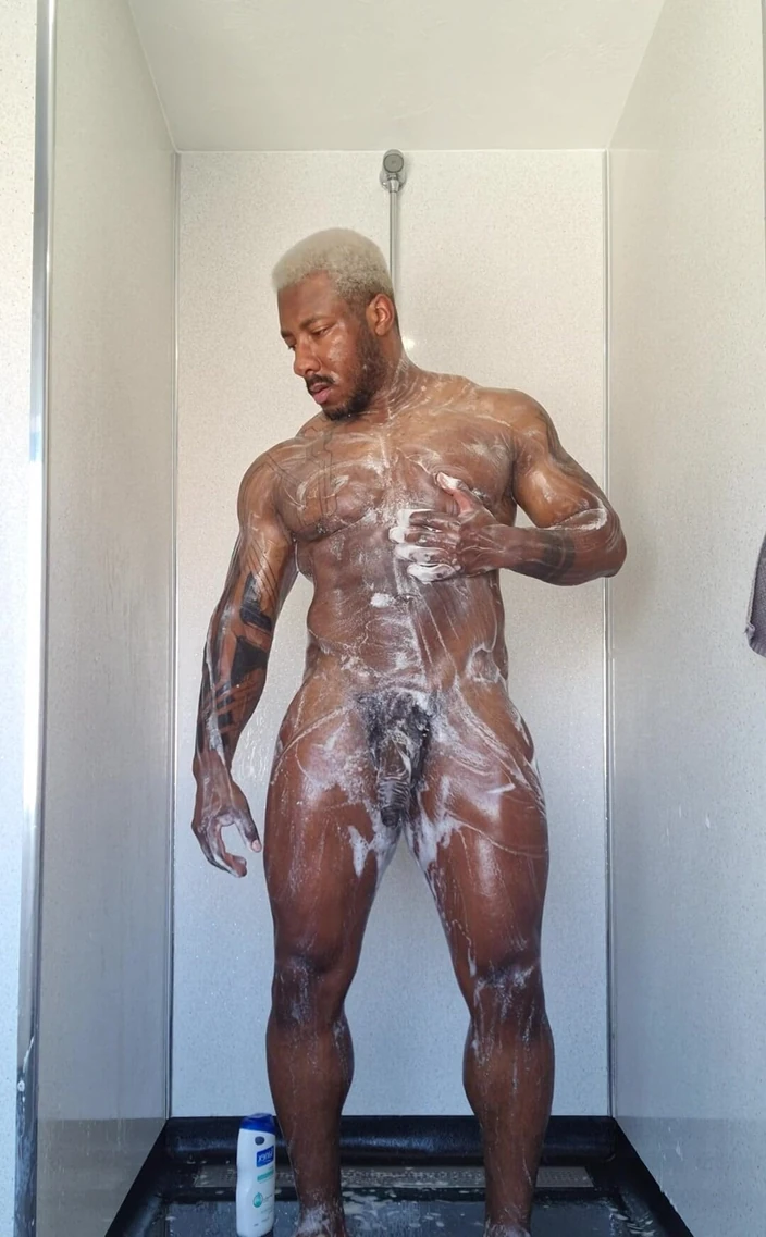 Amadeus: Gym Done Now Shower