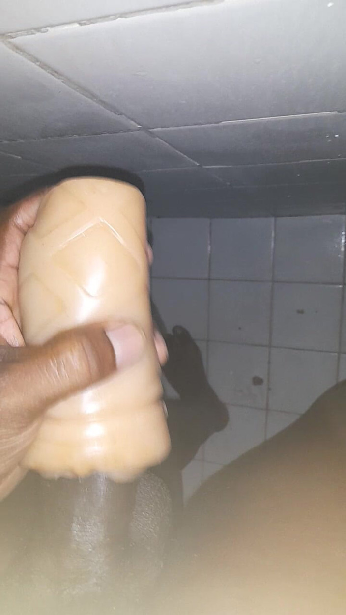 Black guy: S7 E8