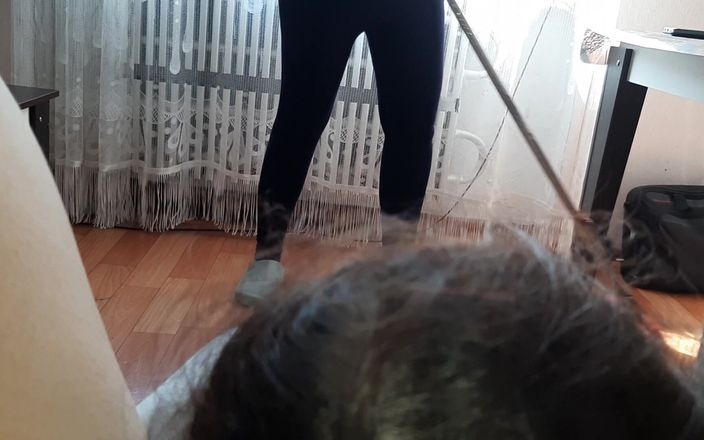 Lesbian-illusion: Minha namorada lambe minha buceta arriscadamente enquanto sua mãe lava...