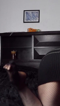 Aksi hot lesbian sulap renee sakuyas dengan stoking jala