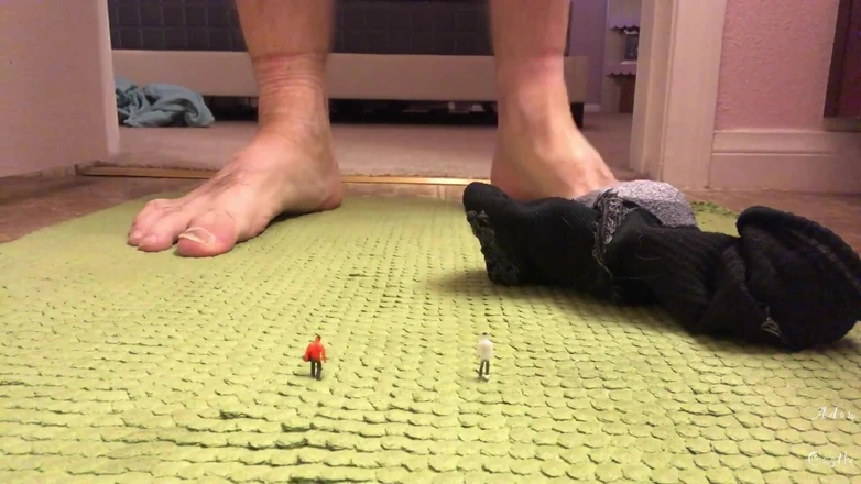 Adam Castle Solo: Obří sprchový advent s mrdkami
