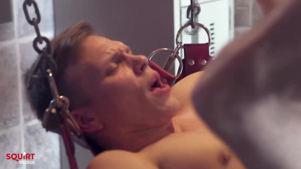 Squirt Studios: Wytatuowany Pierre Fitch Barebacks Ethan Chase Ciasny dupek