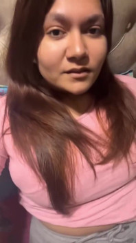 Desi Cute Girl Showing Her Tits