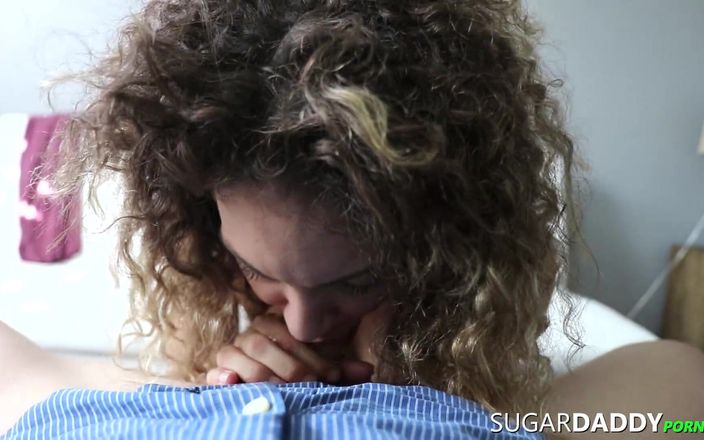 Sugar Daddy Porn: 등급: 8/10 마코 칼라니는 안전하지 않은 동네에서 벗어나는 데 도움이 필요했습니다.