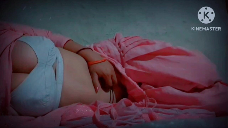 TricolorMusic3: Heißes königin-mädchen Mms video pinky heiße muschi sehr erregt, nass,...