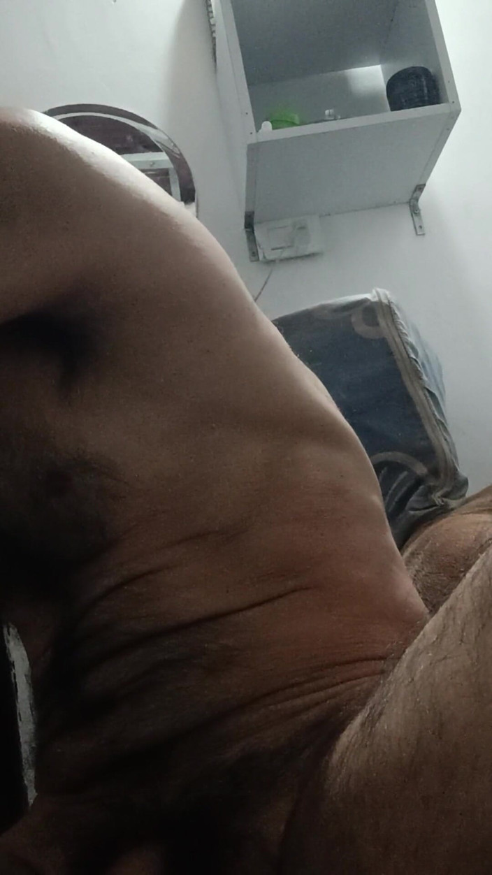 Jhonbahh: I Want Pleasure