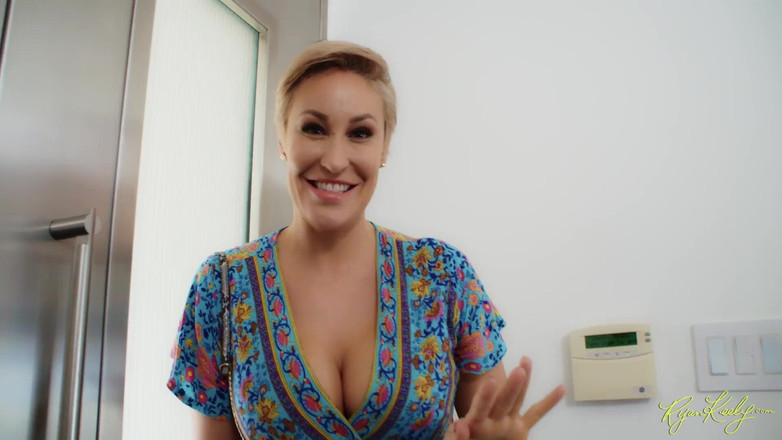 RyanKeely: Sousedka MILF chce jezdit - Ryan Keely