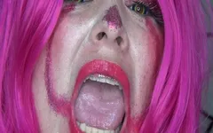 I Swallow a Hundred Figures That Grow When Wet