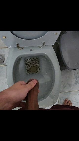 Lkdick8: Čůrací video.