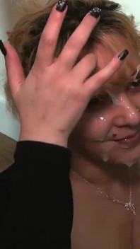 Very Horny Lady From the UK Getting Cum All Over Her Face