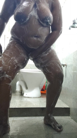 Umakutty: Bain dansant
