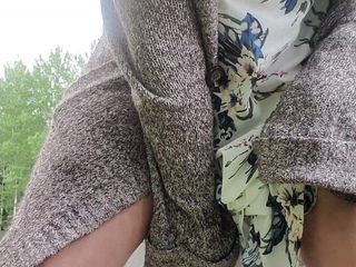 Krystall Cox: Outside Walking with a Vibrating Wand in My Ass