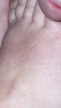 Fetish kaki seksi isteri saya