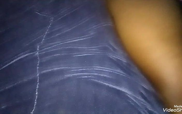 Jaanu294: Bút xám được đưa vào tinh trùng