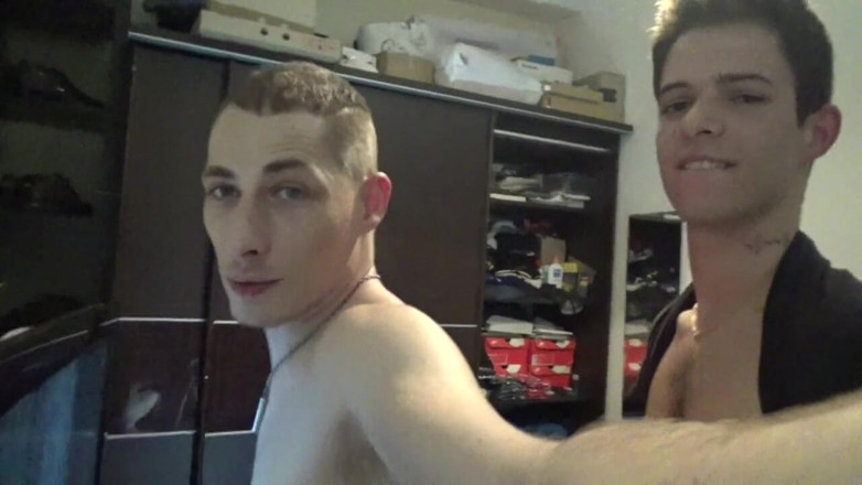 French Twinks Amator videos: Zo sexy tweelingen 22 jaar neukt Fabien