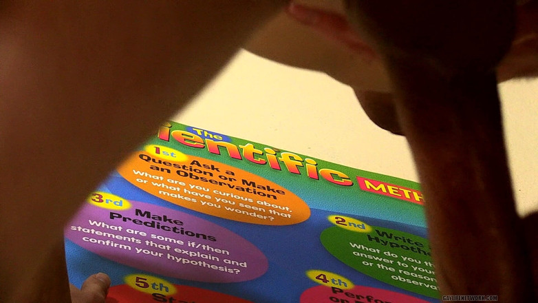 Teach Twinks: Překračují hranici se studentem