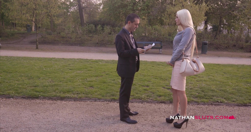 Nathansluts: Дупа чеської Бредберрі з великими цицьками роззявилася