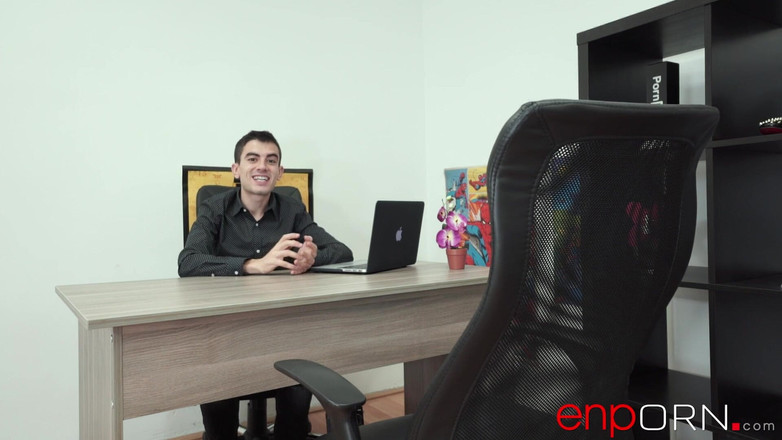 Jordi El Nino Polla: Teen 20 tuổi ra mắt trong phim khiêu dâm: cô ấy muốn...