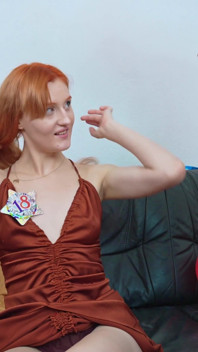 Petrecerea de ziua lui Lola Red