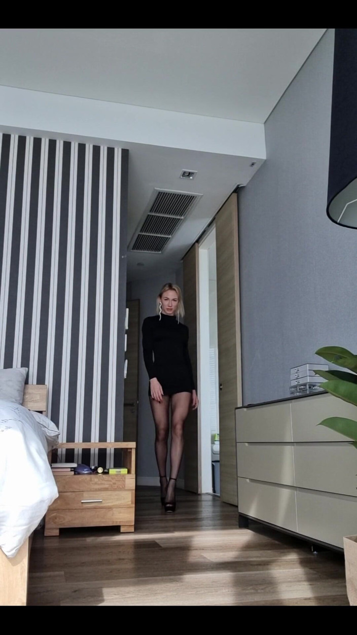 Angel The Dreamgirl: Nylon Tease