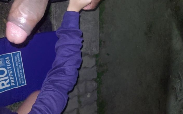 CasalprazeresRJ: Puta Safada Ganhou Um Banho De Porra E Mijada