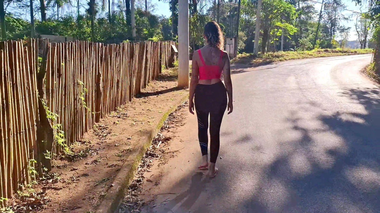 Sweet couple stories: Met Her on the Street and Took Her to the...