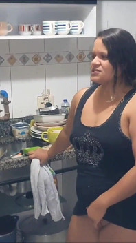 Nu mai puteam s-o iau și chiar i-am dat fundul meu prietenului fiului meu, un băiat. Actor de jucărie