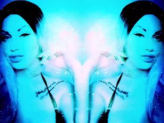 Goddess Misha Goldy: Послушай мой завораживающий голос. Ослаблять! Затерялся во мне и в моем очаровательном гипнозе!